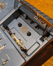 Load image into Gallery viewer, Tascam Portastudio 424MKIII