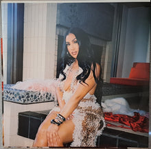 Load image into Gallery viewer, Queen Naija : 30. (Green Vinyl) (12", Album)
